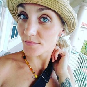 Meet your Posher, Raelee